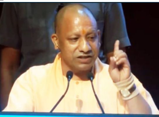 जब तक हाईवे का काम पूरा नहीं, तब तक टोल टैक्स की वसूली नहीं : सीएम योगी