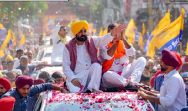 सीएम भगवंत मान की तबीयत बिगड़ी, मोहाली के एक अस्पताल में भर्ती 