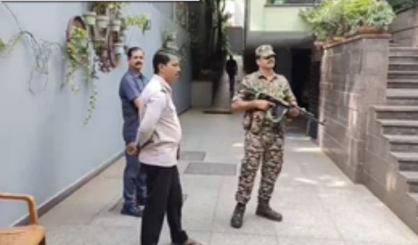 तेलंगाना मंत्री श्रीनिवास रेड्डी के ठिकानों पर ईडी की छापेमारी, मनी लॉन्ड्रिंग के आरोप 