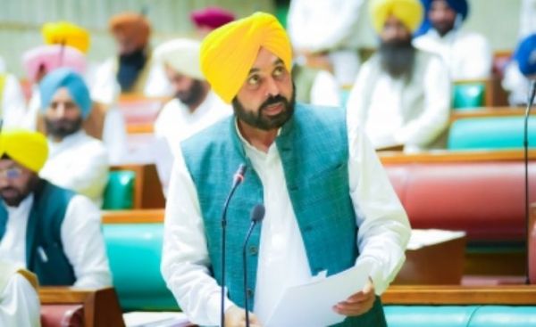 पंजाब सरकार ने पांच पूर्व मंत्रियों को जारी किया नोटिस, सरकारी कोठी खाली करने के दिए आदेश