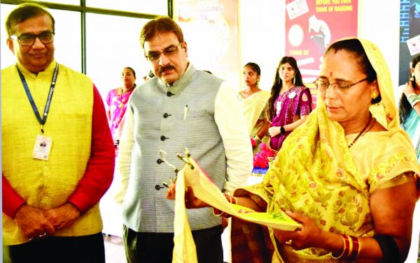 सशक्त महिला समाज को देती मजबूती-फूलबासन