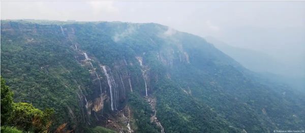 मेघालय से छिन सकती है 'धरती पर सबसे भीगी जगह' की उपाधि
