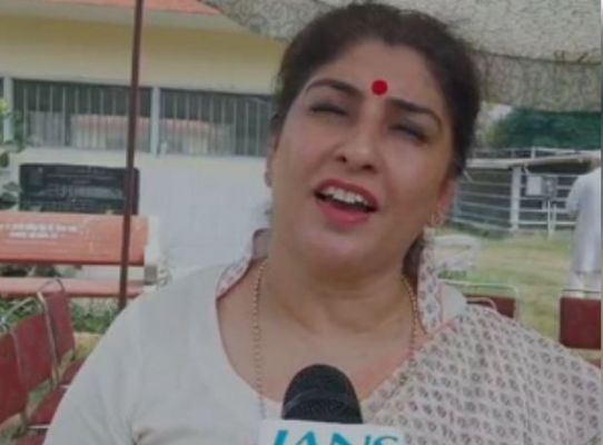 विधानसभा चुनाव नजदीक है, इसलिए दिल्ली सरकार को सड़कों में पड़े गड्ढों की याद आई : योगिता सिंह 