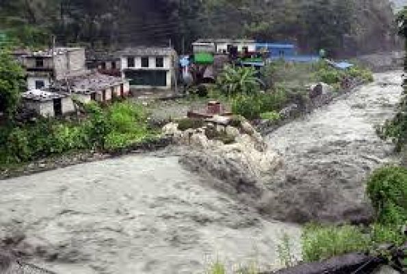नेपाल में बाढ़, भूस्खलन के कारण मरने वालों की संख्या बढ़कर 241 हुई