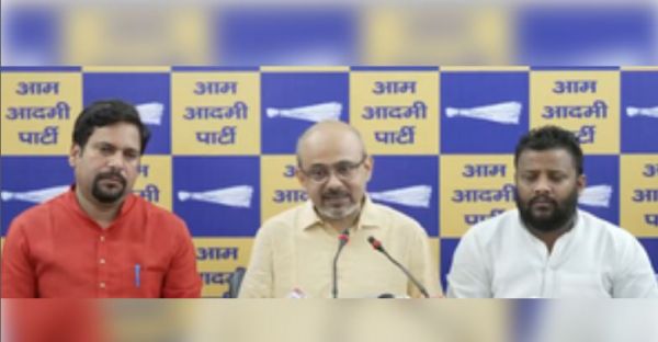 एलजी मुलाकात का समय दें और बस मार्शलों को बहाल करें: आम आदमी पार्टी 