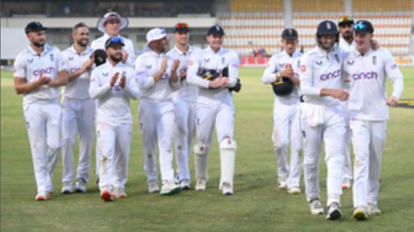 इंग्लैंड ने मुल्तान टेस्ट में पाकिस्तान को दी पारी से मात 