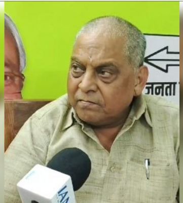 राहुल गांधी को विदेश में दिए बयान के कारण कार्यकर्ताओं से माफी मांगनी चाहिए : जेडीयू नेता नीरज कुमार 