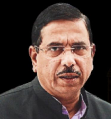 केंद्रीय मंत्री प्रह्लाद जोशी के भाई-बहन पर धोखाधड़ी का मामला दर्ज