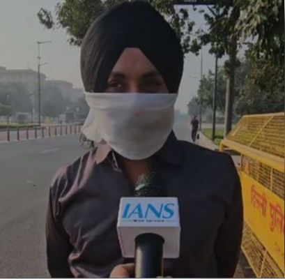 दिल्ली आने पर पर्यटकों को हो रही सांस लेने में तकलीफ, राजधानी में प्रदूषण पर दी प्रतिक्रिया 