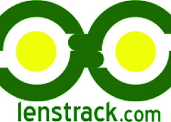 विदेशी चश्मों पर 50 प्रतिशत तक छूट, लेंस पर एक के साथ एक फ्री