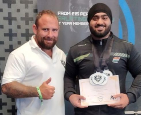 गुरदित सिंह ने लंदन पावर चैलेंज यूके आईपीएल क्वालीफायर चैंपियनशिप में 4 स्वर्ण जीते 