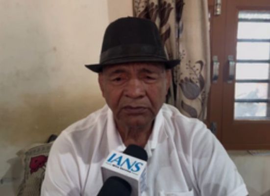 प्रियंका गांधी और दीपेंद्र हुड्डा के इशारे पर बोल रही हैं साक्षी मलिक : महावीर सिंह फोगाट 