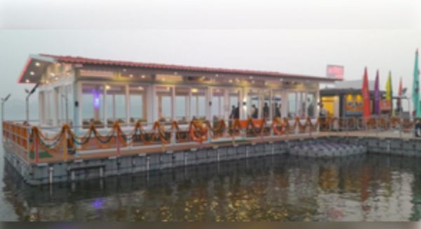 महाकुंभ में पर्यटक ले सकेंगे फ्लोटिंग रेस्टोरेंट का लुत्फ