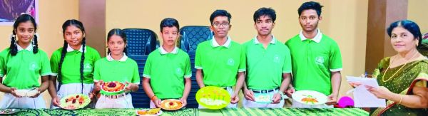 कल्याण पब्लिक स्कूल सलाद सजाना-पौष्टिक व्यंजन बनाना स्पर्धा में दिखा बच्चों का उत्साह