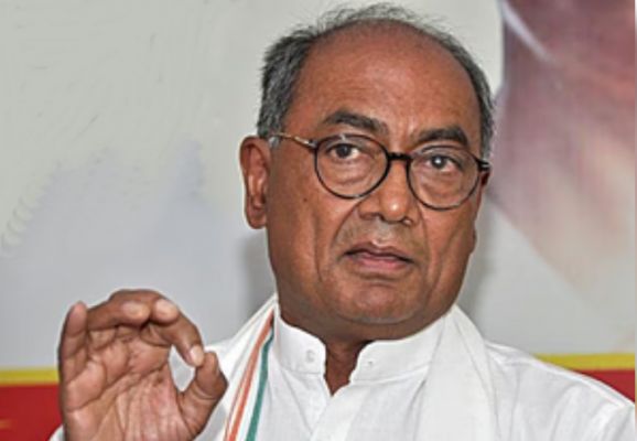 मध्य प्रदेश उपचुनाव : भाजपा उम्मीदवार का पुराना वीडियो शेयर करने के लिए दिग्विजय सिंह समेत तीन कांग्रेस नेताओं के खिलाफ मामला दर्ज