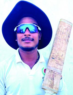 सीके नायुडु तीसरे मैच में छग 44 रनों से आगे