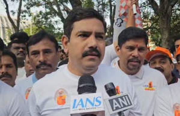 बेंगलुरु में आयोजित रन फॉर यूनिटी में दौड़े दिग्गज, भाजपा प्रदेश अध्यक्ष बोले लौह पुरुष सबके आदर्श 