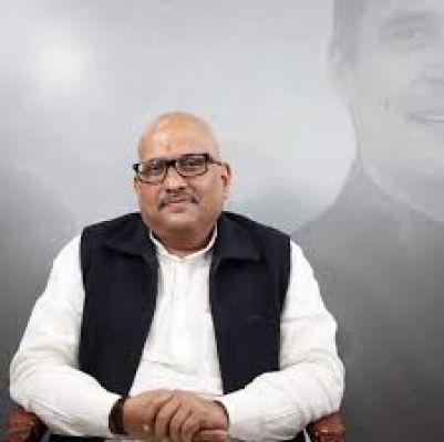 उत्तर प्रदेशः पुलिस की पिटाई से जान गंवाने वाले युवक के परिजनों ने कांग्रेस अध्यक्ष से मुलाकात की