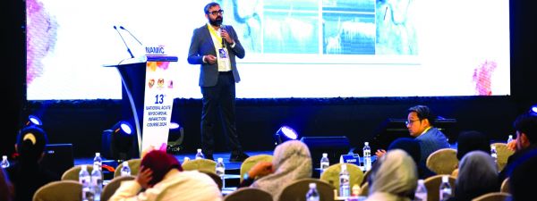 मलेशिया में 13वें नेशनल एक्यूट मायोकार्डियल इंफाक्र्शन कोर्स में डॉ. स्नेहिल रहे अतिथि वक्ता