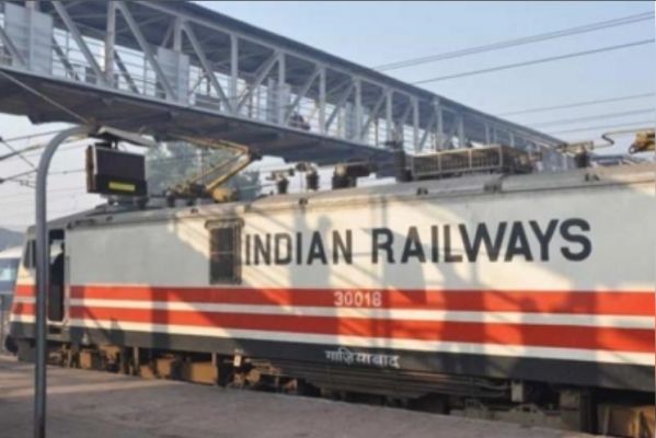 त्योहारी सीजन में भीड़ कम करने के लिए केंद्र ने शुरू की 7,663 स्पेशल ट्रेन सर्विस