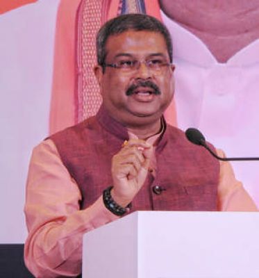 पीएम विद्यालक्ष्मी योजना के तहत मेधावी छात्रों को मिलेगा एजुकेशन लोन, गरीब और मध्यम वर्ग बनेगा सशक्त 