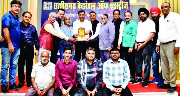 छत्तीसगढ़ फेडरेशन ऑफ इंडस्ट्रीज दिवाली मिलन के साथ वरिष्ठ सदस्यों का सम्मान