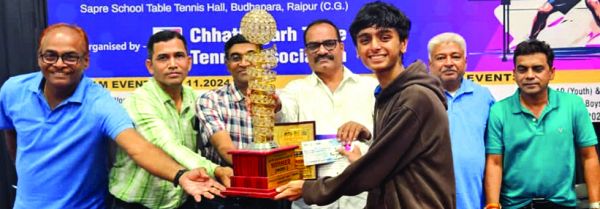 टेबल टेनिस में सबसे कम उम्र में पहली बार राज्य विजेता बन कर अर्जुन मल्होत्रा ने इतिहास बनाया