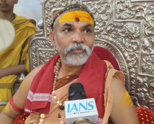 मेरी इच्छा है कि महाराष्ट्र में फिर से सरकार बनाएं एकनाथ शिंदे : शंकराचार्य अविमुक्तेश्वरानंद 