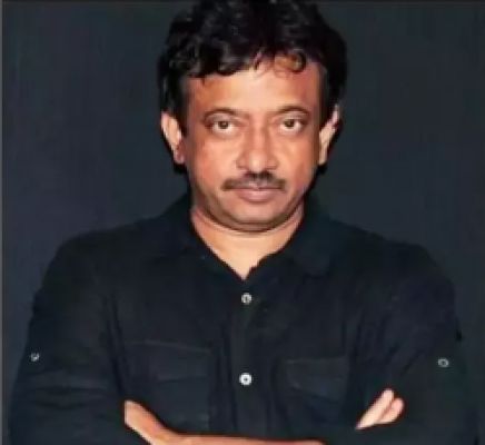 आंध्र प्रदेश पुलिस ने फिल्म निर्देशक रामगोपाल वर्मा को पूछताछ के लिए बुलाया