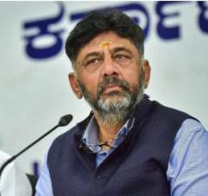 शिवकुमार ने कांग्रेस विधायकों को 50-50 करोड़ रुपये की पेशकश किये जाने के आरोपों का समर्थन किया