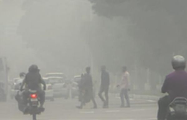 चंडीगढ़ में वायु गुणवत्ता गंभीर श्रेणी में पहुंची, एक्यूआई 427 दर्ज किया गया