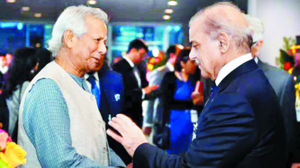 बांग्लादेश का पाक के हक में एक और फैसला, मो. यूनुस ने हिंदुओं पर ‘हमले’ पर क्या कहा?