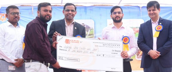 ग्रामीण आर्थिक प्रगति पर बैंक ऑफ बड़ौदा किसान पखवाड़ा