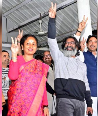 सीएम की शपथ के तुरंत बाद शहीद अग्निवीर के आश्रित को नियुक्ति पत्र और 10 लाख मुआवजा देंगे हेमंत सोरेन