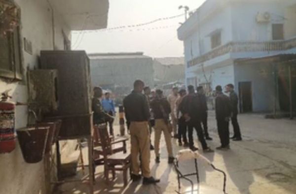 कर चोरी मामला, हमीरपुर स्थित फैक्ट्री में डीजीजीआई टीम ने की छापेमारी 