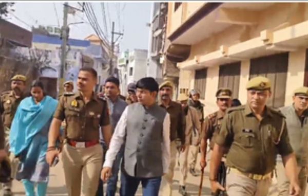 संभल हिंसा के बाद जुमे की नमाज शांतिपूर्ण ढंग से निपटी, पूरे राज्य में सुरक्षा के कड़े इंतजाम 