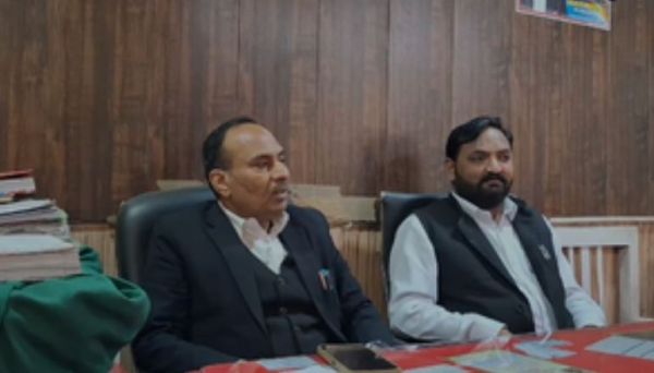 इटावा बार काउंसिल ने वकीलों से मांगा आपराधिक रिकॉर्ड का विवरण