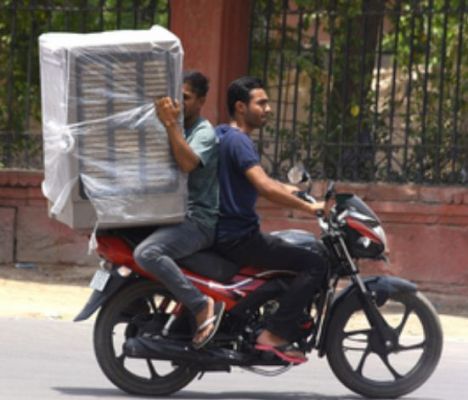 भारत ने बीते साल चीन से ज्यादा दोपहिया वाहन बेचे, ग्रामीण इलाकों में बढ़ी खपत से मिली मदद 
