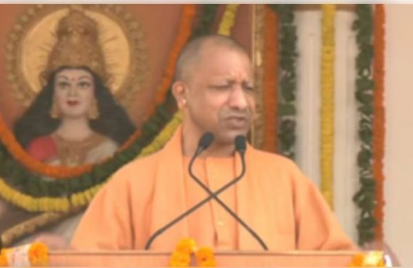 दुनिया के ध्रुवीकरण की दिशा नया भारत तय करता है : सीएम योगी 