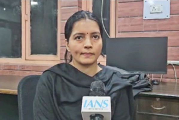 लखनऊ के डॉक्टरों ने सर्जरी कर महिला का 15 सेमी बड़ा दुर्लभ पित्ताशय निकाला