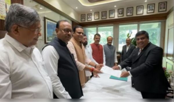 राहुल नार्वेकर ने विधानसभा अध्यक्ष पद के लिए भरा नामांकन 