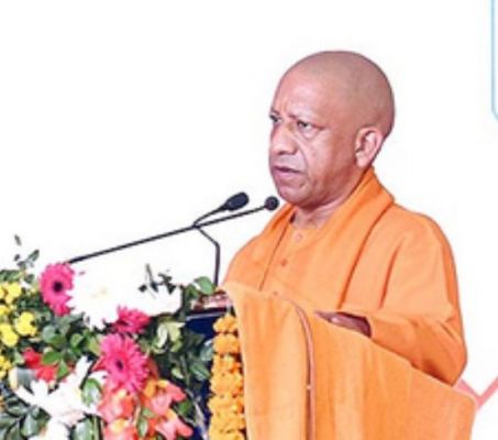 श्रद्धावान ही ज्ञान प्राप्त करने का अधिकारी है : सीएम योगी 