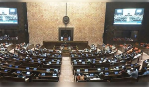 सत्ता पक्ष ने लगाए विपक्ष पर आरोप, सदन में हंगामा, कार्यवाही स्थगित 