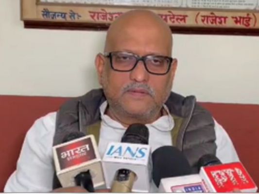 बांग्लादेश में हिंदुओं पर अत्याचार रोकने के लिए सरकार करे पहल : अजय राय 