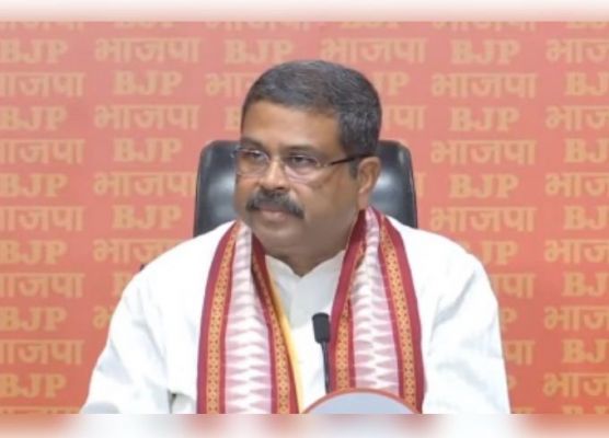 कांग्रेस ने संविधान और लोकतांत्रिक मानदंडों का क‍िया हर समय अनादर : धर्मेंद्र प्रधान