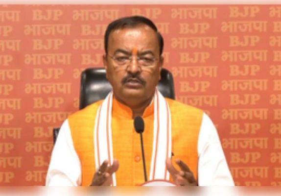 यूपी विधानसभा घेराव को लेकर उपमुख्यमंत्री केशव की चुटकी, कहा- कांग्रेस और सपा बंटे नजर आ रहे हैं 