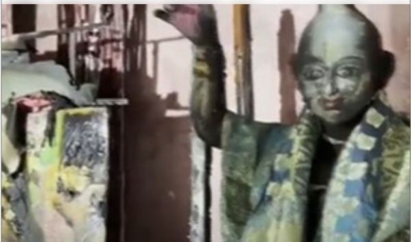 बांग्लादेश : हिंदू धार्मिक स्थलों पर हमले जारी, तीन मंदिरों में तोड़फोड़, एक गिरफ्तार