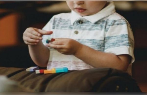 नियमित टीकाकरण ऑटिज्म का शीघ्र पता लगाने में हो सकता है सहायक