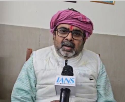 अरविंद केजरीवाल भगवान कृष्ण के अवतार हैं : अवध ओझा 