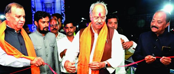 सांसद बृजमोहन ने किया फन वल्र्ड डिज्नीलैंड मनोरंजन मेला का उद्घाटन, देशी-विदेशी झूले